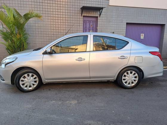 NISSAN VERSA 1.0 12V FLEX 4P MANUAL NISSAN VERSA 1.0 12V FLEX 4P MANUAL